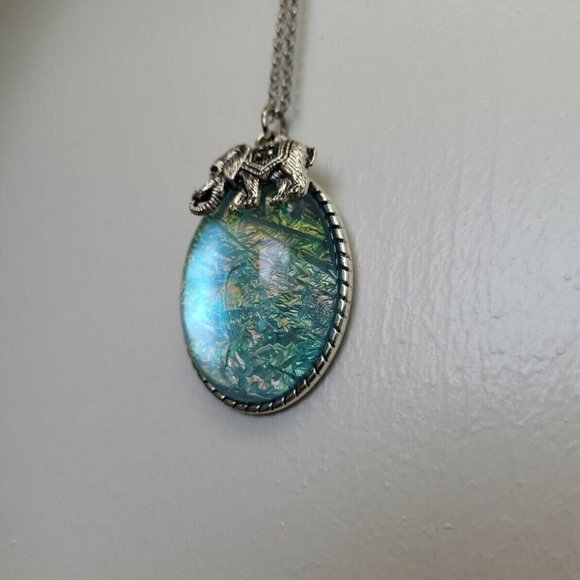 Blue Opal Elephant Aurora Borealis Cameo Necklace - Picture 4 of 6